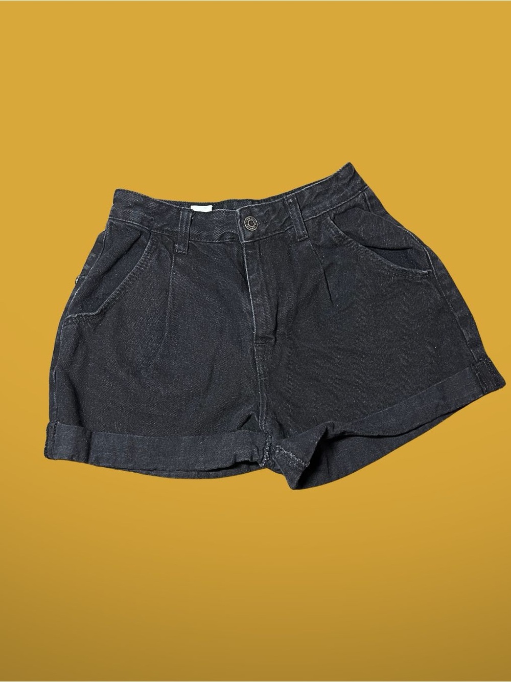 High-Waist Black Women's Rolled-Cuff Shorts